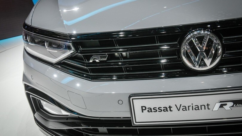 Volkswagen Passat restyling: foto di Ginevra