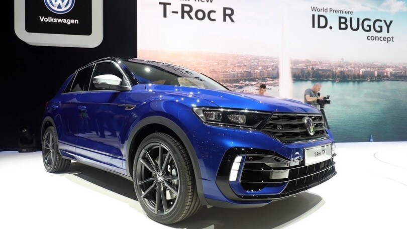 Volkswagen T-Roc R, la carica dei 300 CV a Ginevra