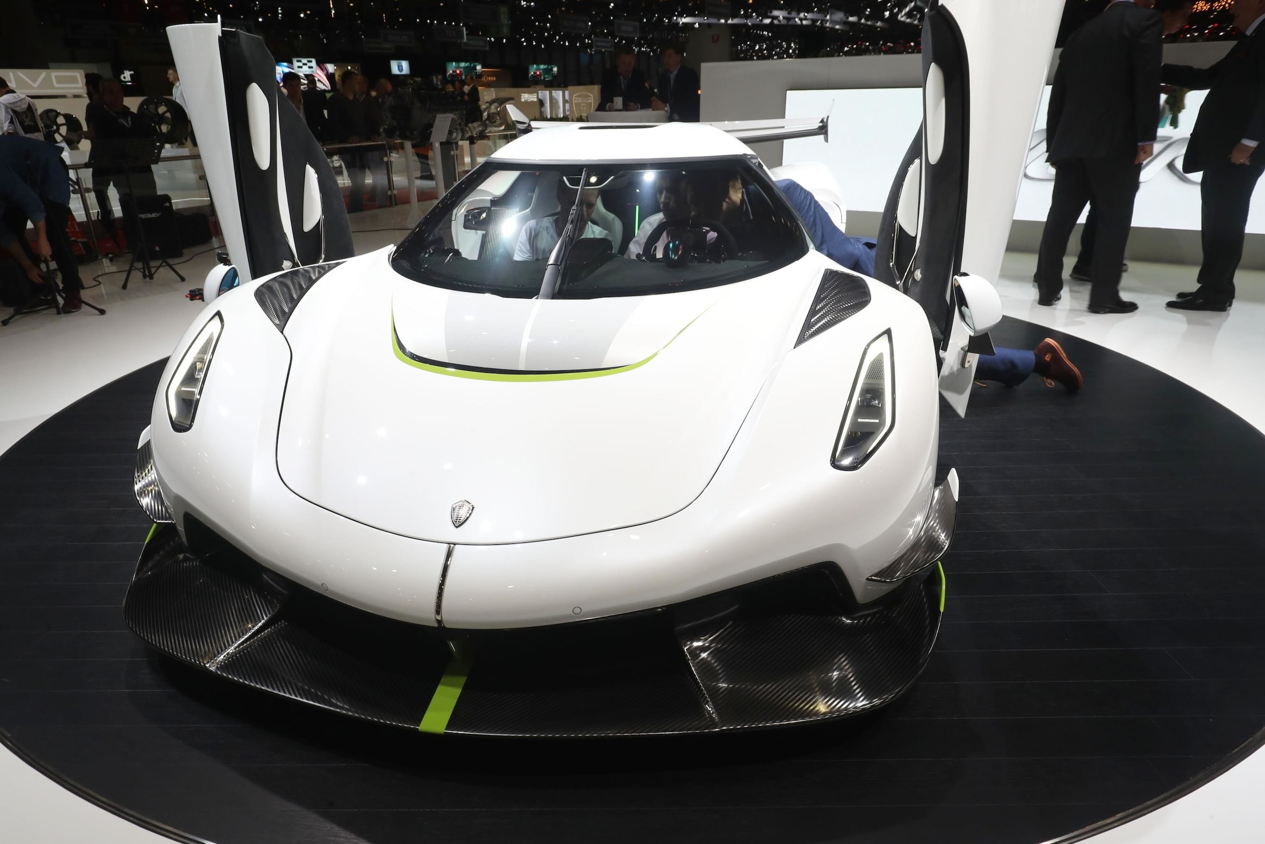Koenigsegg Jesko, a Ginevra sfida il muro dei 450 km/h
