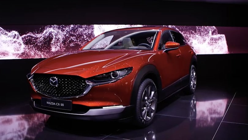 Video: Salone di Ginevra Mazda CX30