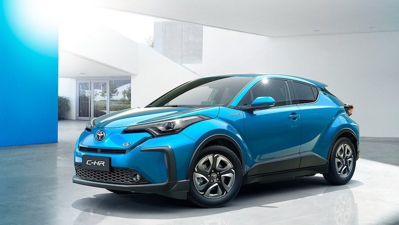 Toyota C-HR EV: foto