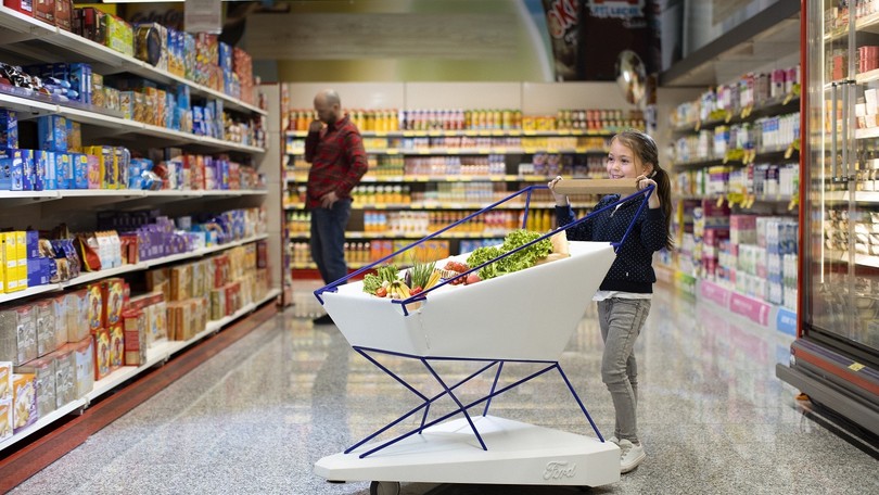 Self-Braking Trolley: tecnologia Ford per genitori