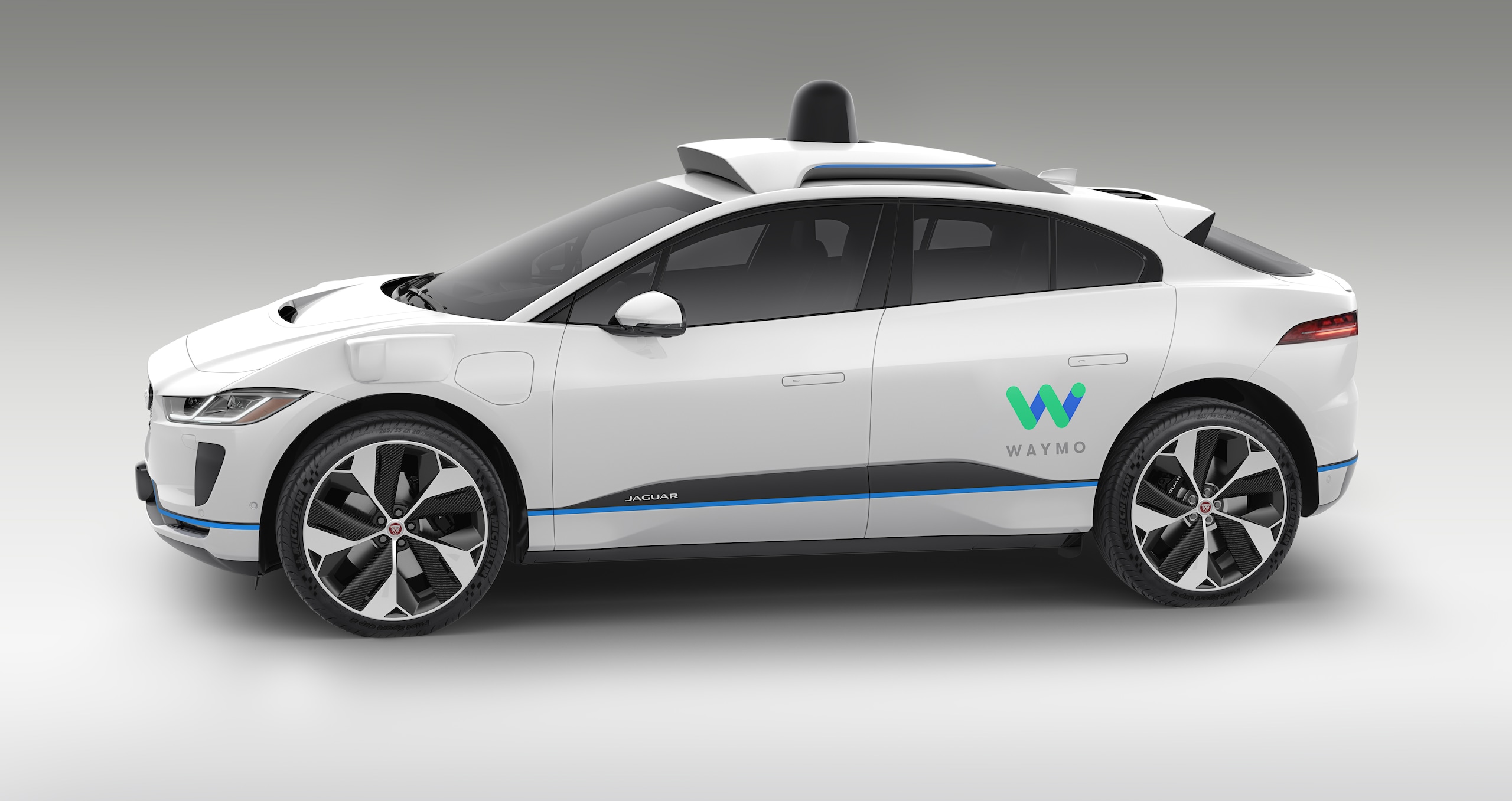 Waymo, fabbrica a Detroit per la guida autonoma