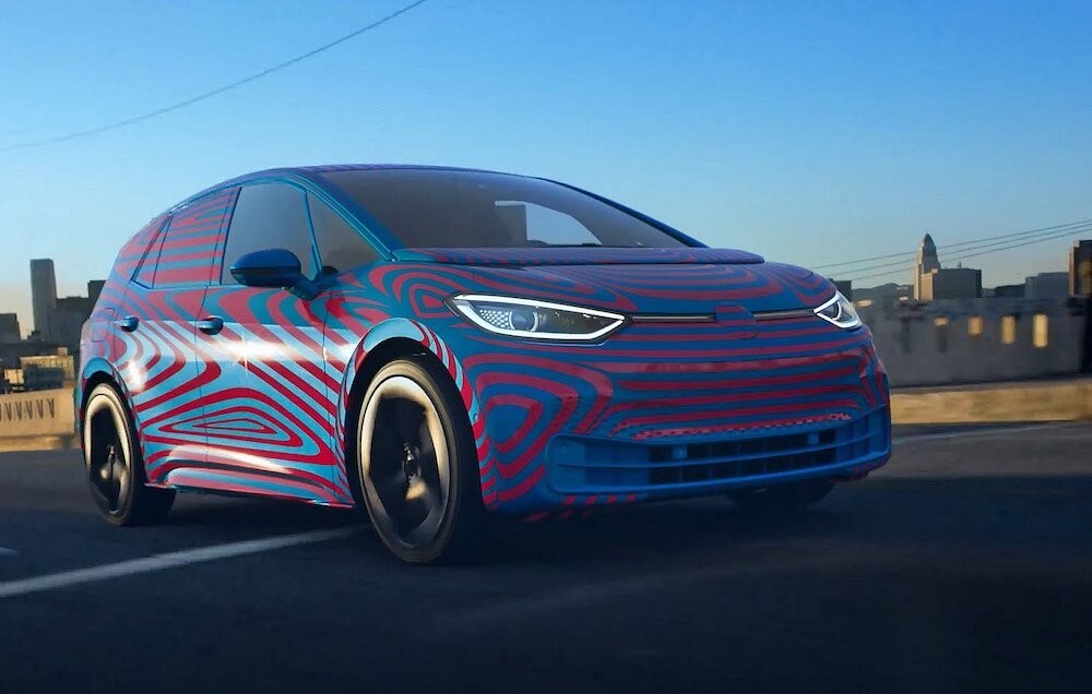 Volkswagen ID. svela le forme alla vigilia dell'apertura degli ordini