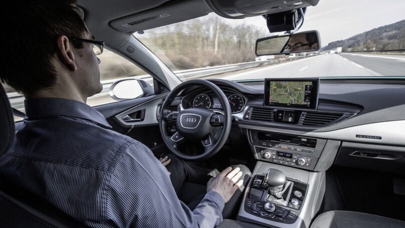 Guida autonoma, ok dal MIT: sperimentazione al via in Italia