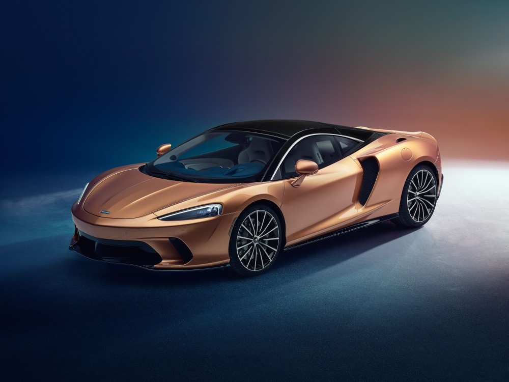 McLaren GT, supercar con bagagli al seguito