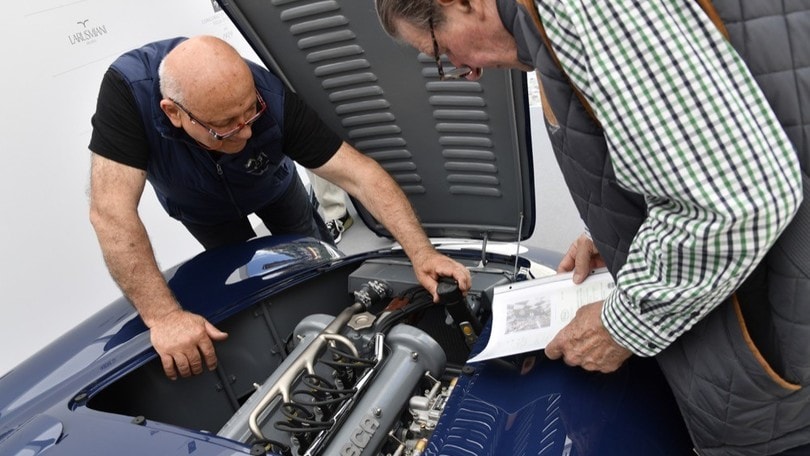 Villa d'Este, i motori delle auto d'epoca: FOTO