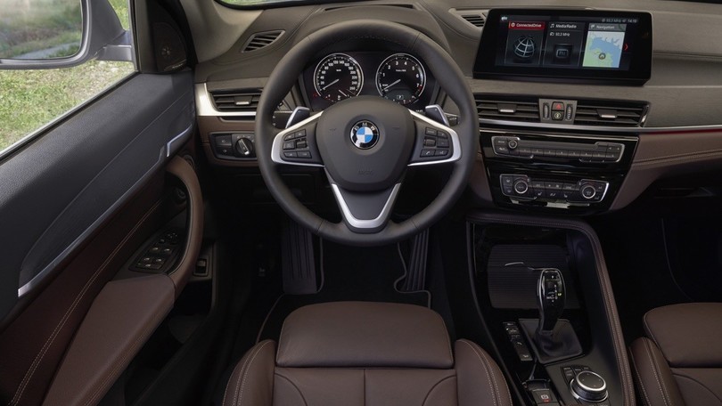 BMW X1 restyling: foto