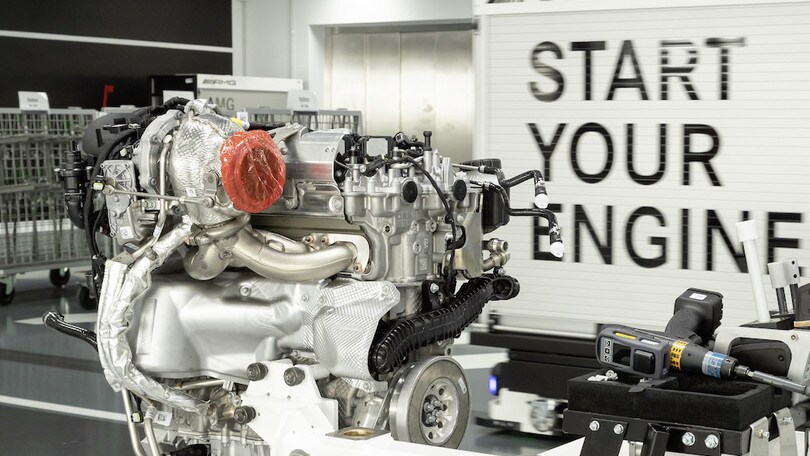 Mercedes-AMG, il 2 litri da record destinato alle A45