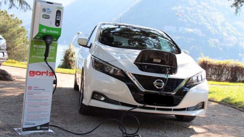 Auto elettriche: dal 1 luglio obbligatorio far rumore