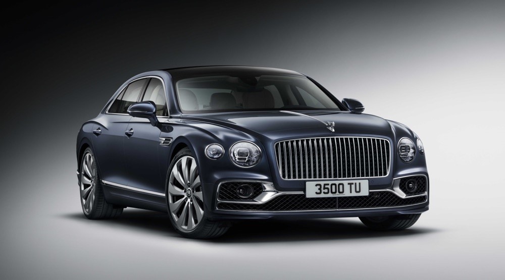 Nuova Bentley Flying Spur, il lusso cambia volto