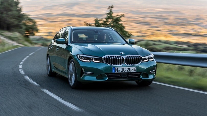 Nuova BMW Serie 3 Touring: foto