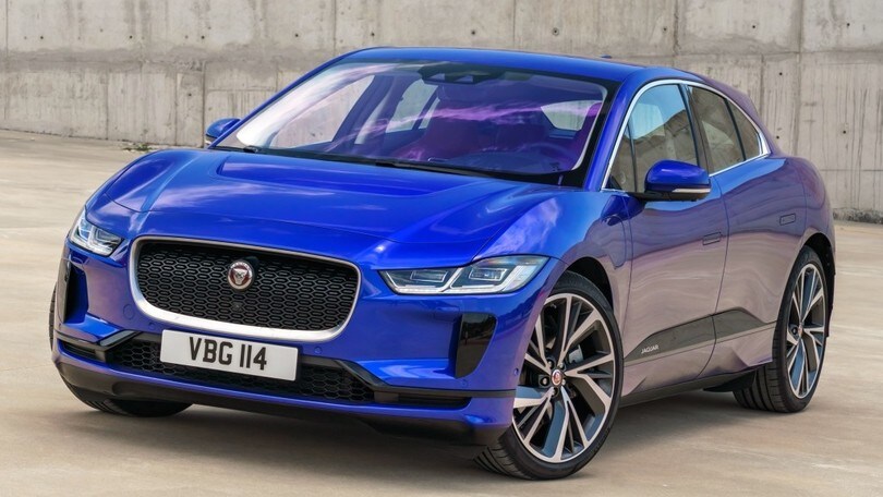 Parco Valentino, la Jaguar I-Pace nello stand di Auto