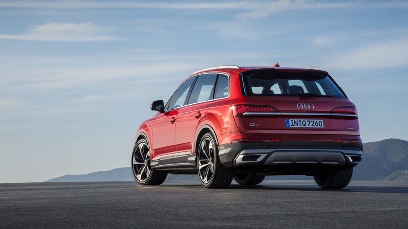 Audi Q7 restyling: foto