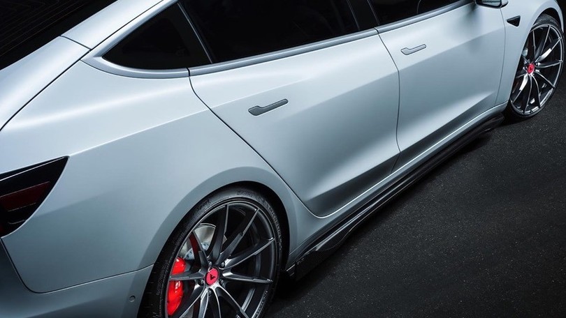 Tesla Model 3 Vorsteiner: foto