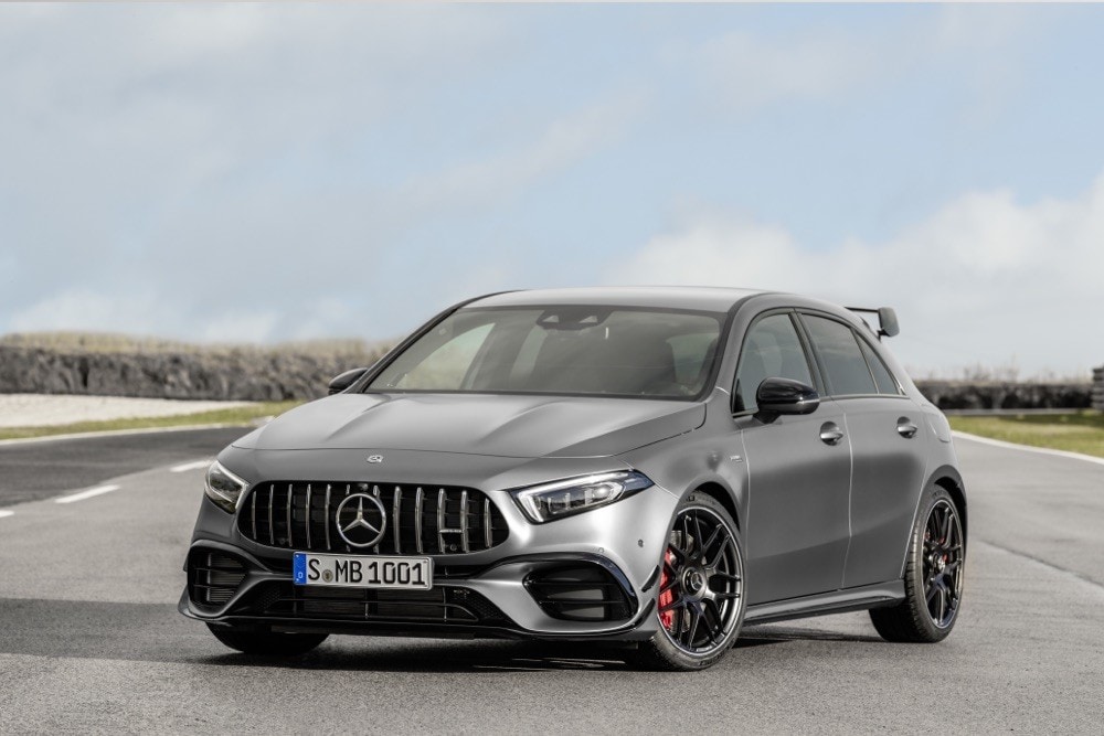 Nuova Mercedes-AMG A45 e CLA 45, supersportive di razza