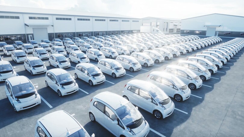 Auto elettrica: vendite scarse, ma futuro in crescita