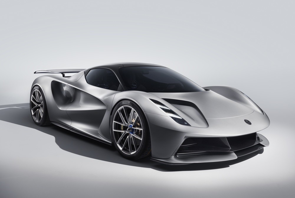 Lotus Evija, leggerezza elettrica e prestazioni hyper