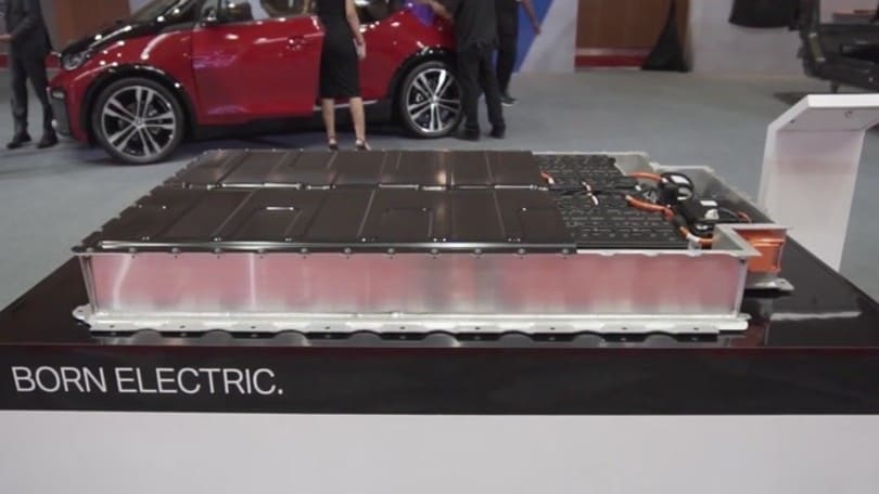 Le e-car nel futuro, prospettive e punti di forza VIDEO