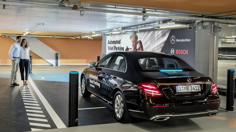 Mercedes e Bosch, nasce il primo parcheggio a guida autonoma