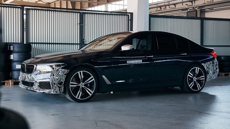 BMW Serie 5: restyling in arrivo, rumours di elettrico