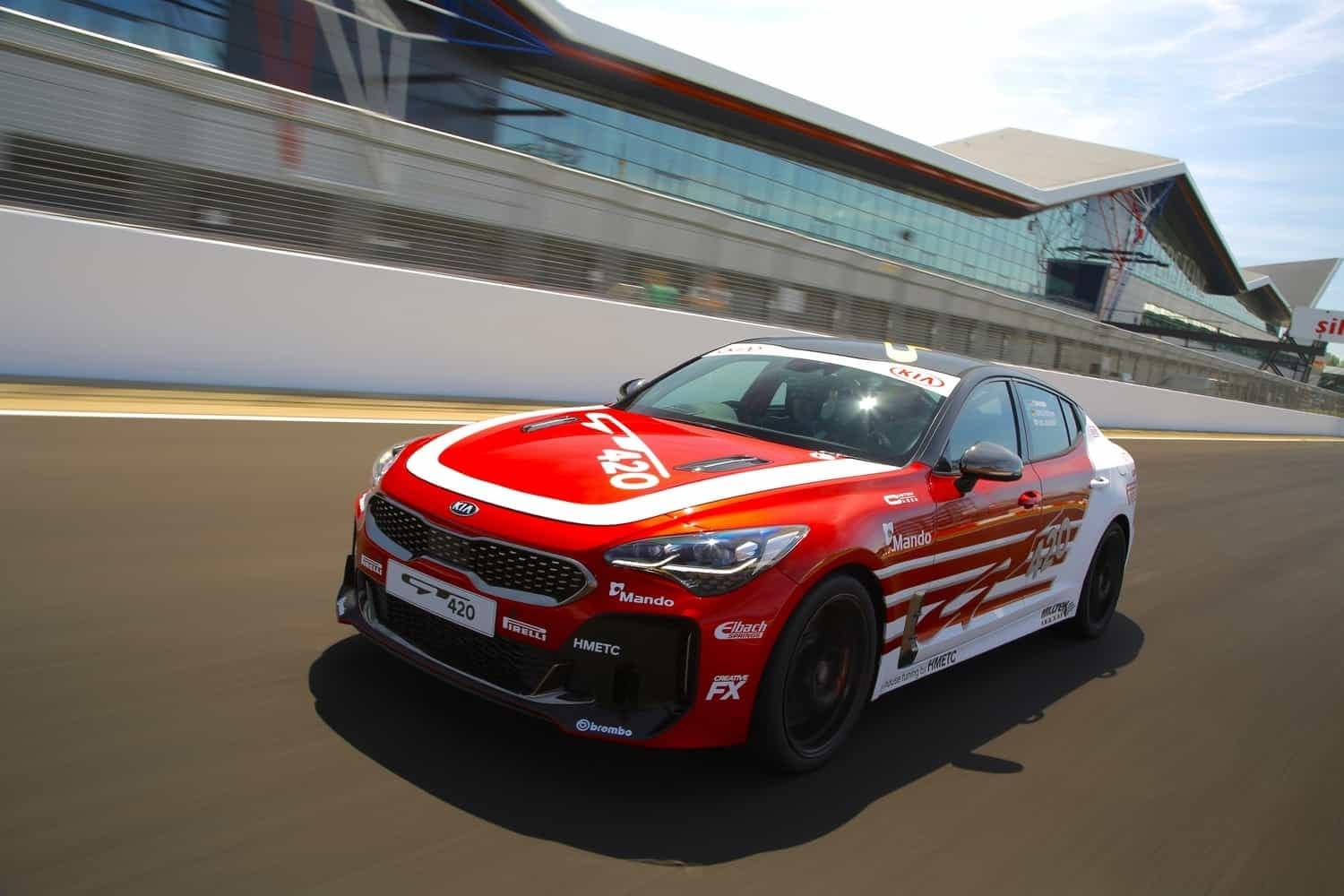 Kia Stinger GT420, berlina da track day