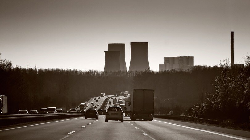 Emissioni, California e Case automobilistiche unite contro Trump