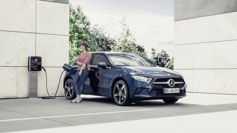 Mercedes Classe A e Classe B è tempo di ibrido plug-in