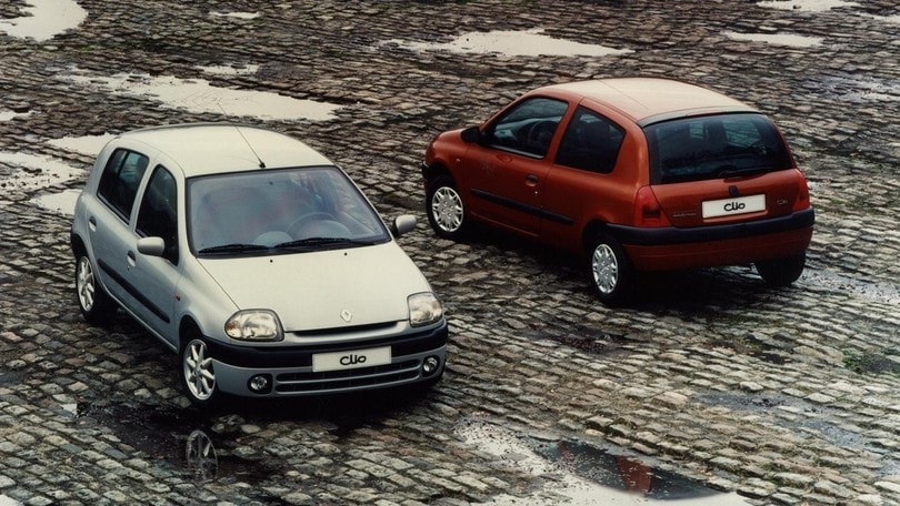 Renault Clio, la sua storia a puntate: la seconda serie