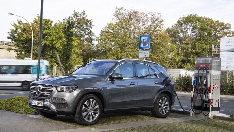Mercedes GLE 350de ibrido plug-in debutta a Francoforte