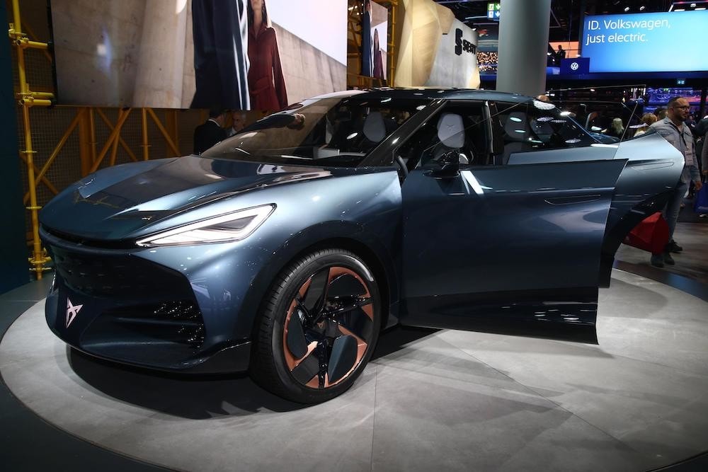Cupra Tavascan, il crossover elettrico sportivo al Salone di Francoforte