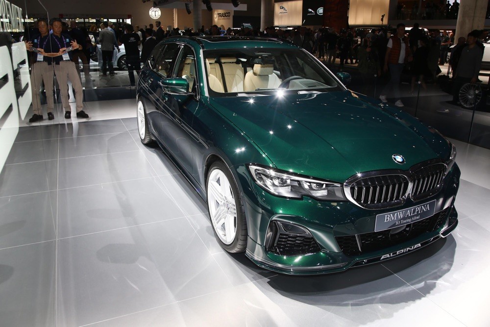 Alpina B3 Touring, a Francoforte emozioni forti sulla wagon