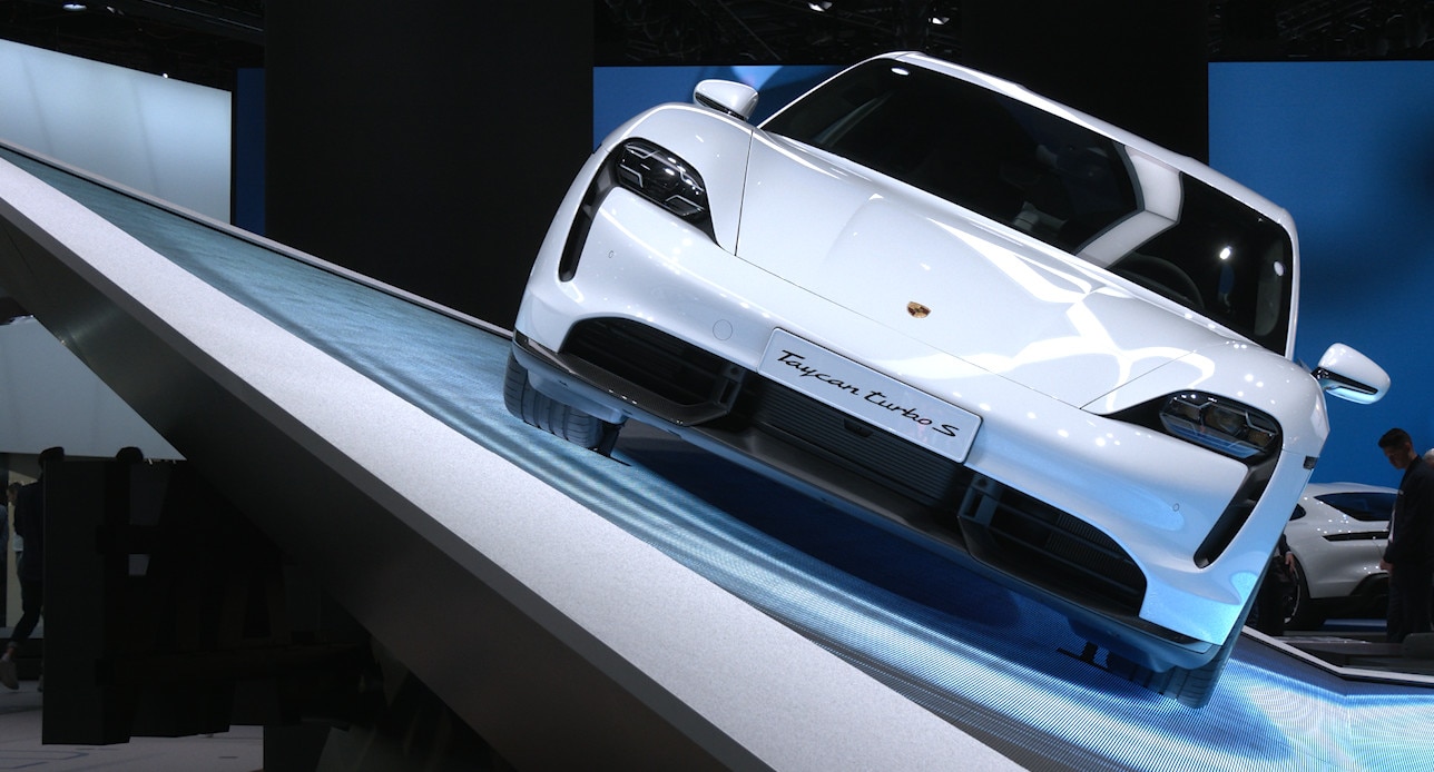 Porsche Taycan, Salone di Francofore 2019: VIDEO
