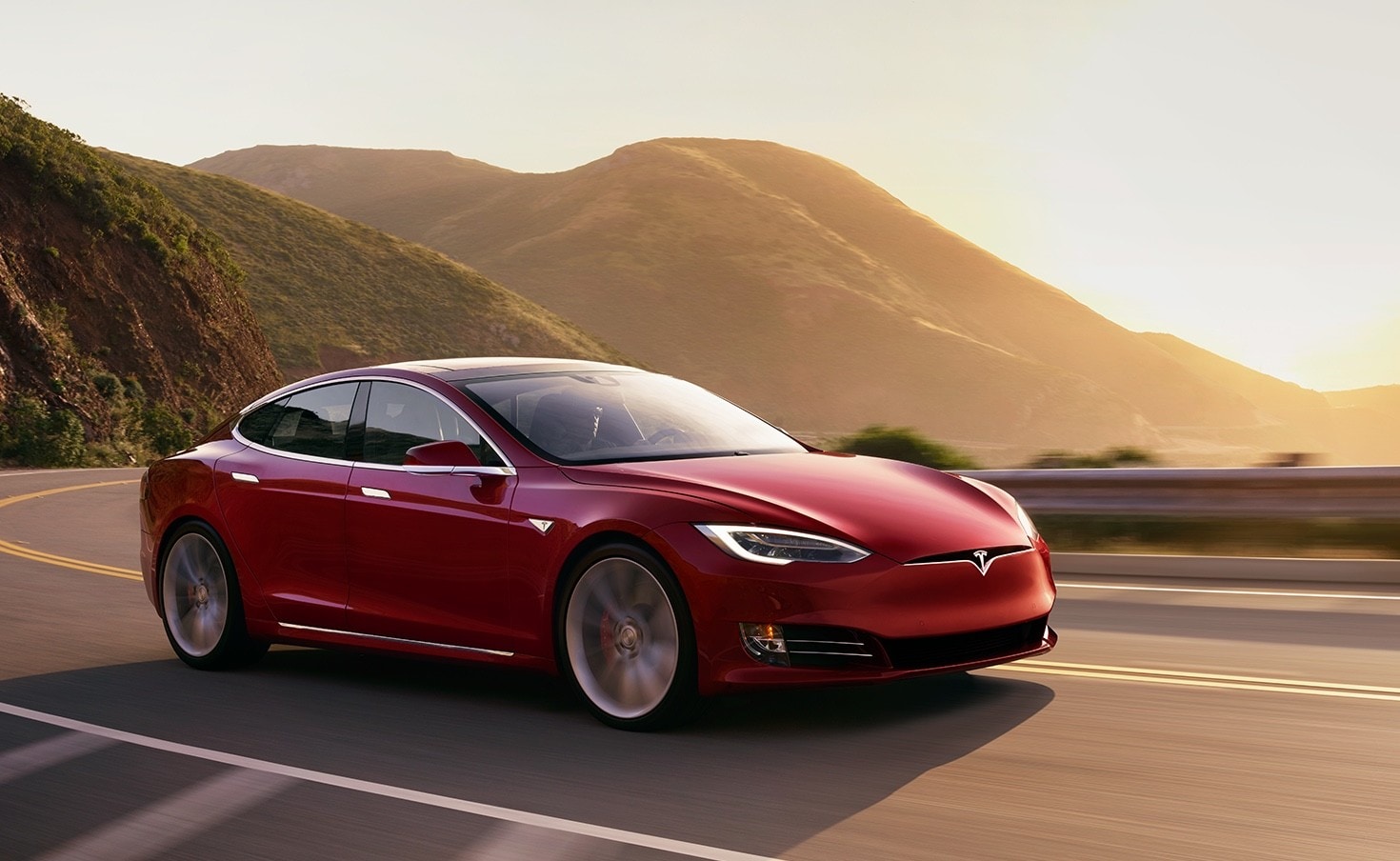 Tesla Model S, Plaid in arrivo per sfidare Taycan al Nurburgring
