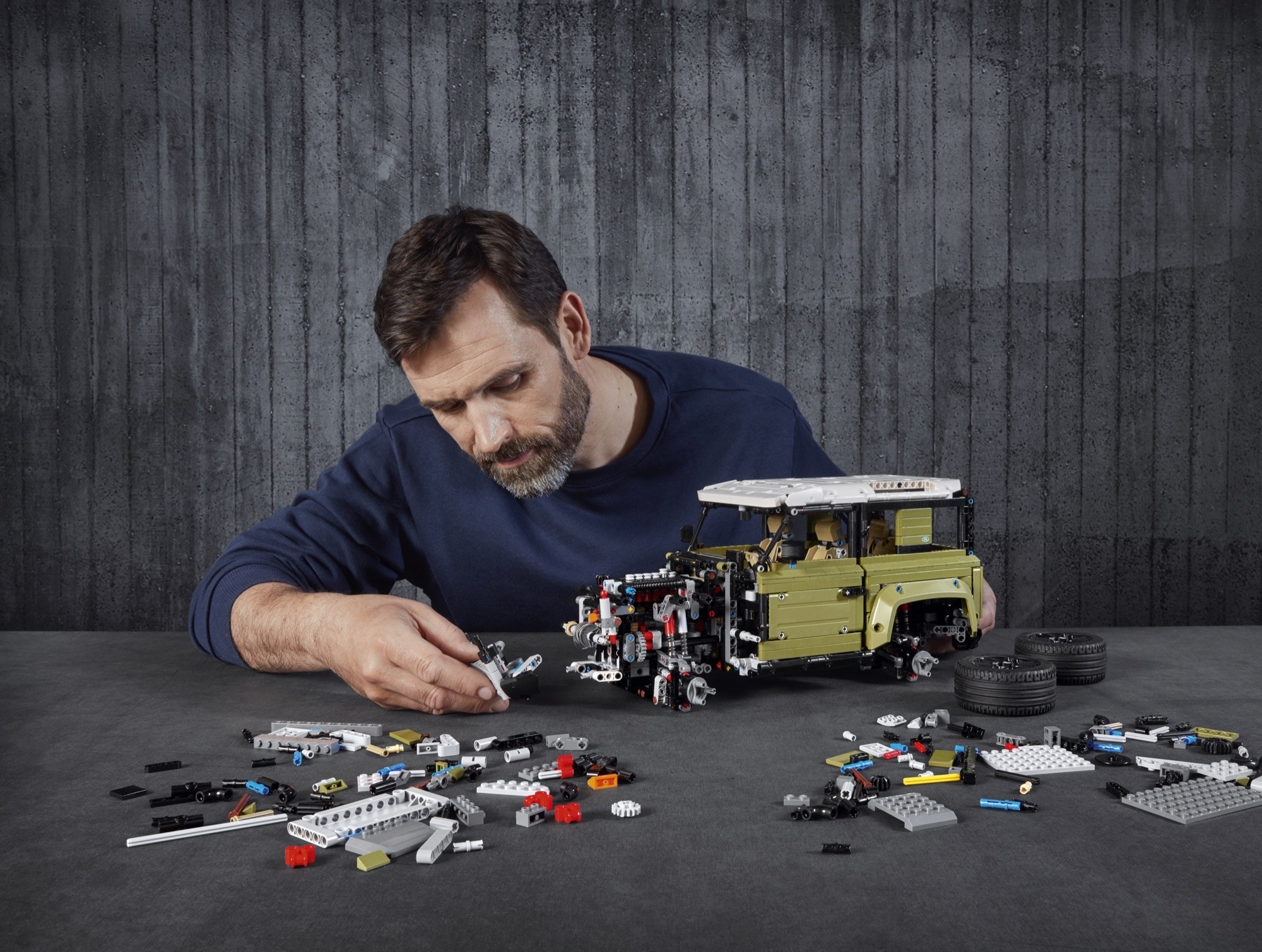 La spettacolare Land Rover Defender di Lego Technic