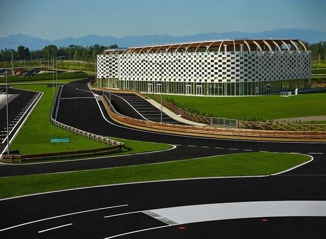1000 Miglia Green, prima edizione a La Pista