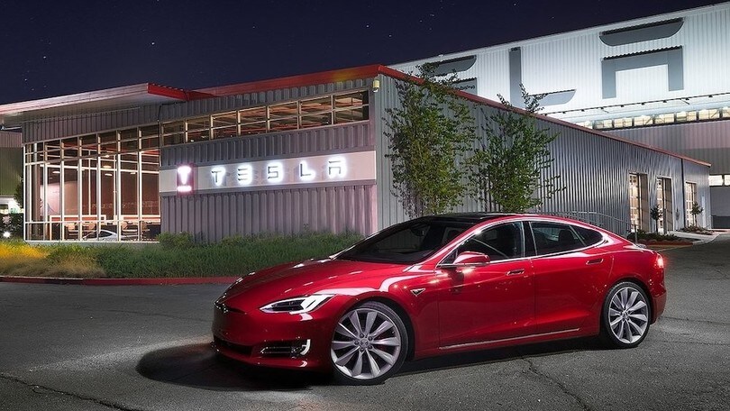 Tesla Model S Plaid rivela il tempo al Nurburgring e il nuovo obiettivo