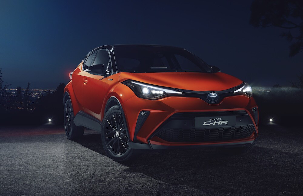 Toyota C-HR, ibrido sportivo da 184 cv al debutto