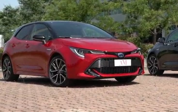 Toyota Corolla Hybrid a confronto, test drive VIDEO