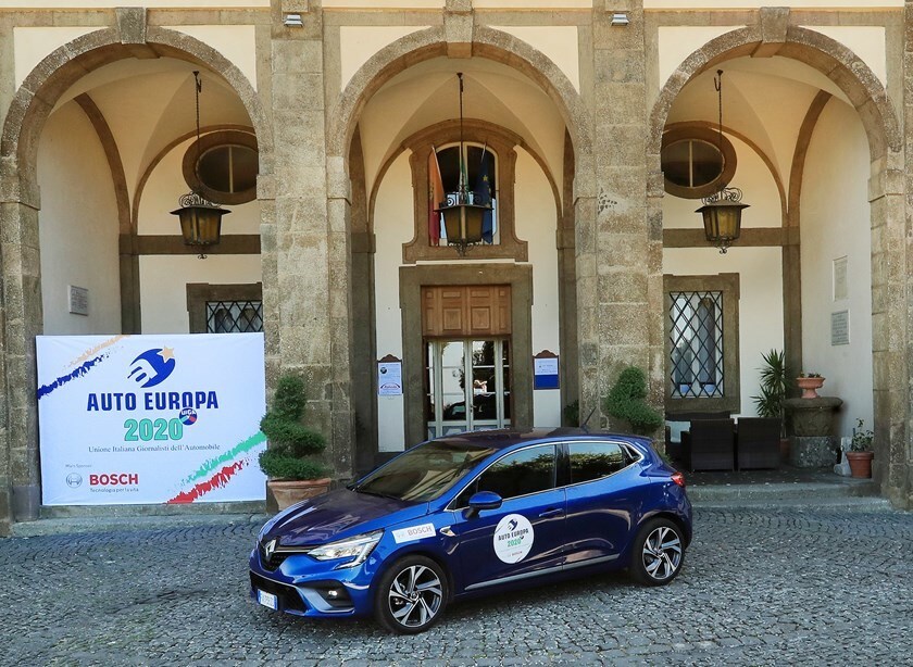 Nuova Renault Clio vince il premio "Auto Europa 2020"