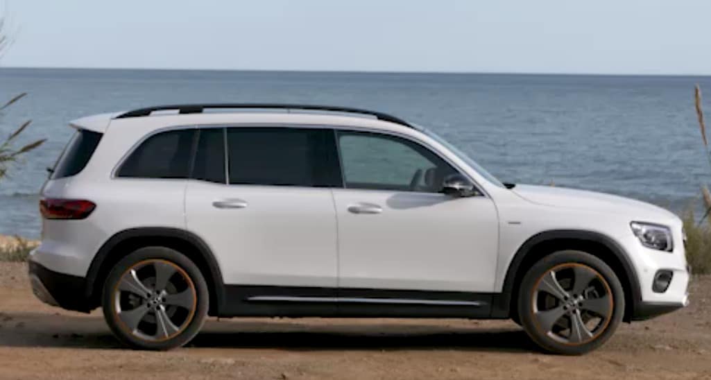 La nuova Mercedes GLB: VIDEO
