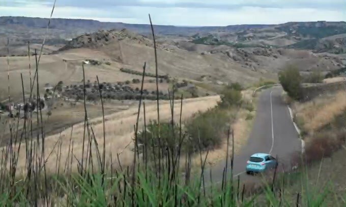 Renault Zoe. Viaggiare per viaggiare - VIDEO