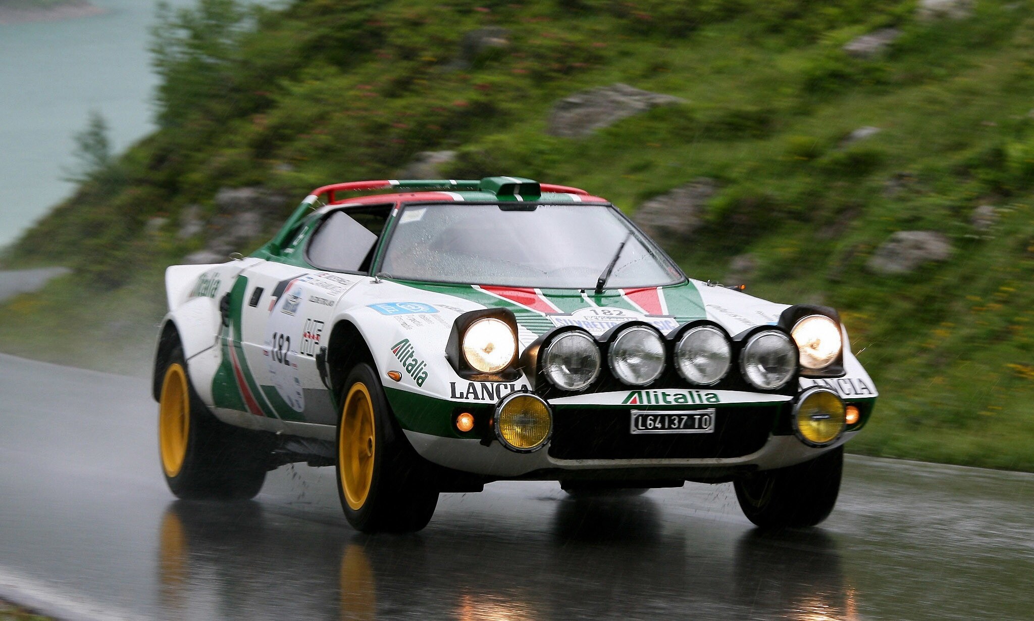 Lancia Stratos, 45 anni fa la prima vittoria al Rally di Montecarlo