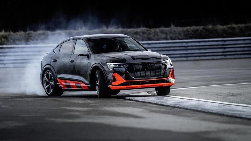 Audi e-tron S: foto