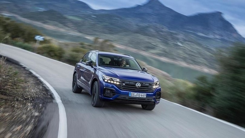 Volkswagen Touareg R: foto