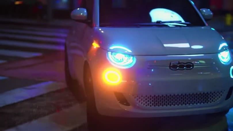 Fiat 500 elettrica Kartell: il video