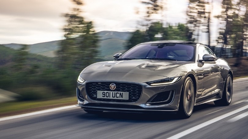 Jaguar F-Type, la prova della sportiva elegante