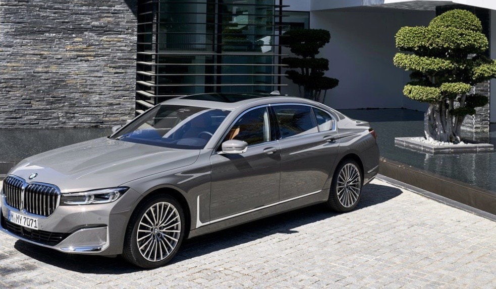 Nuova BMW Serie 7 sarà anche elettrica, in arrivo i7