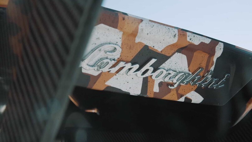 Lamborghini Squadra Corse V12 in pista a Modena FOTO