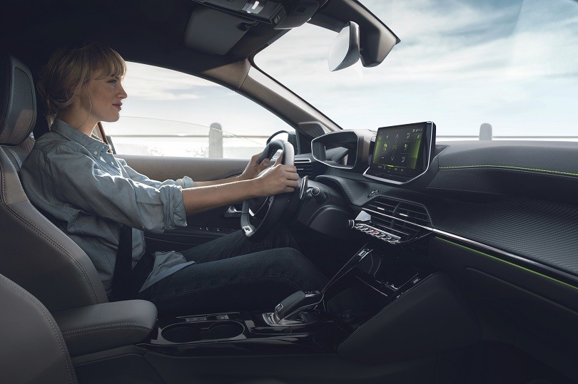 Peugeot 208, debutta i-Cockpit 3D FOTO e VIDEO